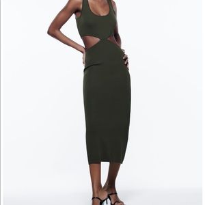 Zara Vestieo punto cut out khaki